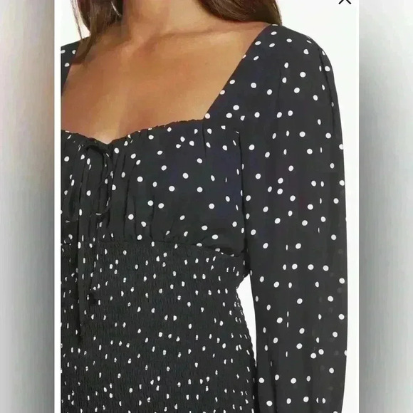 Forever 21 Women’s Polka Dot Smocked Long Sleeve Minidress Size Small - Picture 4 of 9